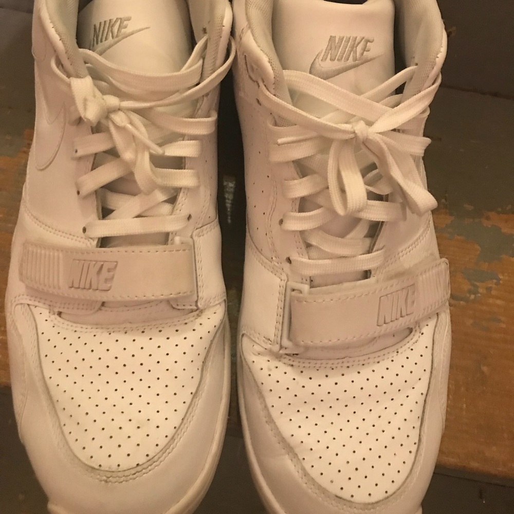 Nike gym shoes